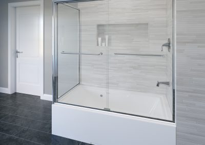 Custom Shower Doors & Enclosures | Dearco Glass, Paint & Decorating